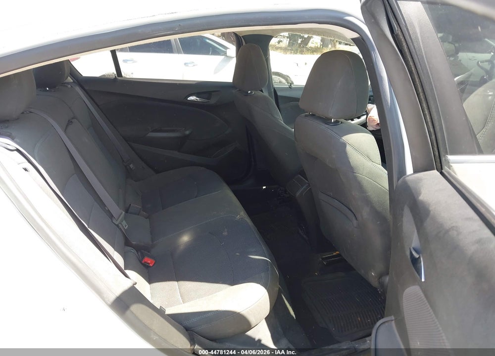 2017 CHEVROLET CRUZE LT AUTO VIN: 1G1BE5SM3H7209865