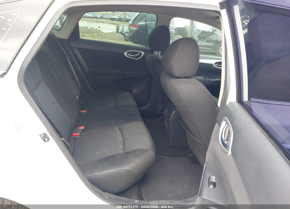 2015 NISSAN SENTRA SR VIN: 3N1AB7AP0FY301887