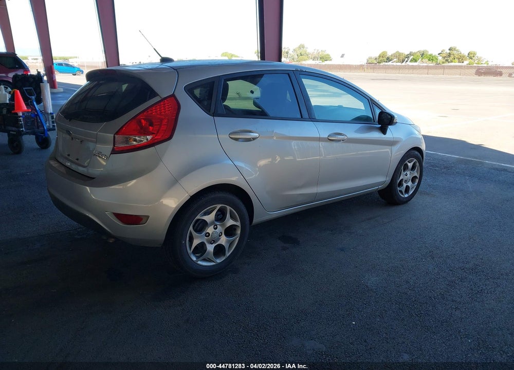 2011 FORD FIESTA SES VIN: 3FADP4FJ4BM186314
