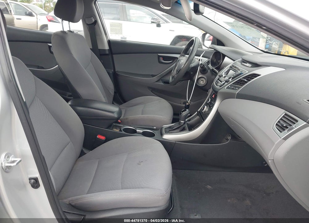 2016 HYUNDAI ELANTRA SE VIN: 5NPDH4AE6GH666188