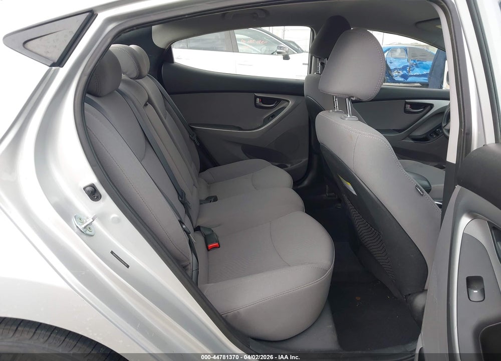 2016 HYUNDAI ELANTRA SE VIN: 5NPDH4AE6GH666188