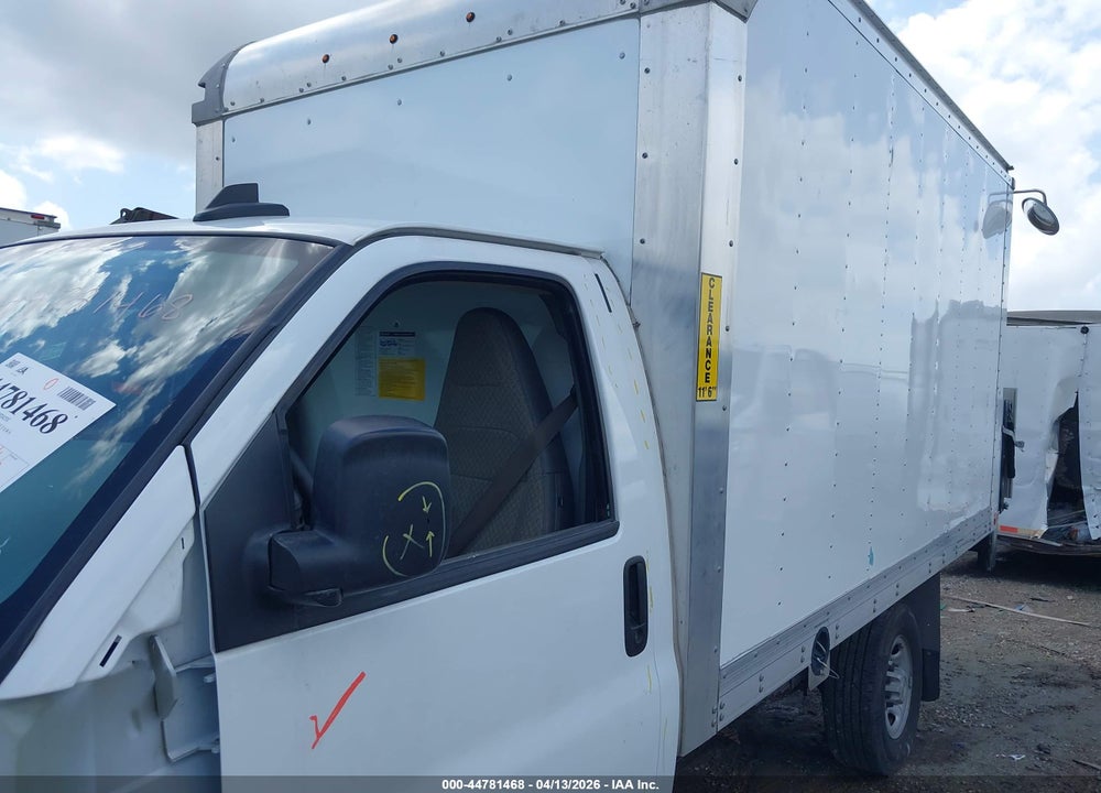 2025 CHEVROLET EXPRESS CUTAWAY WORK VAN VIN: 1GB0GRFP0S1117258