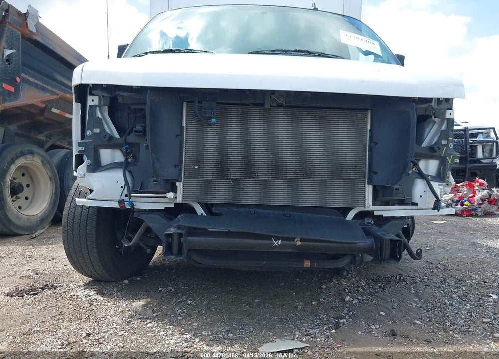 2025 CHEVROLET EXPRESS CUTAWAY WORK VAN VIN: 1GB0GRFP0S1117258