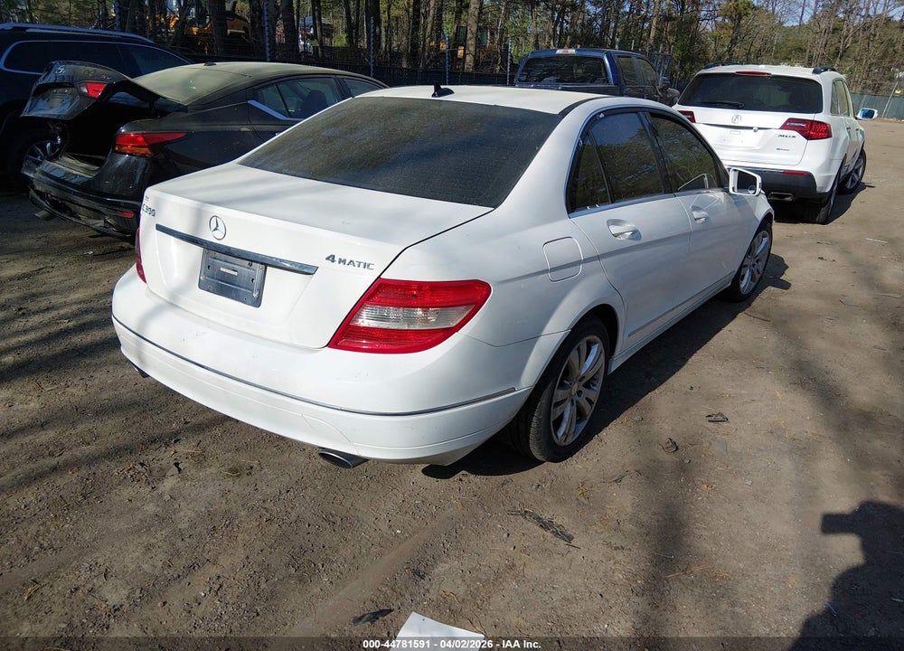 2011 MERCEDES-BENZ C 300 LUXURY 4MATIC/SPORT 4MATIC VIN: WDDGF8BBXBR154245