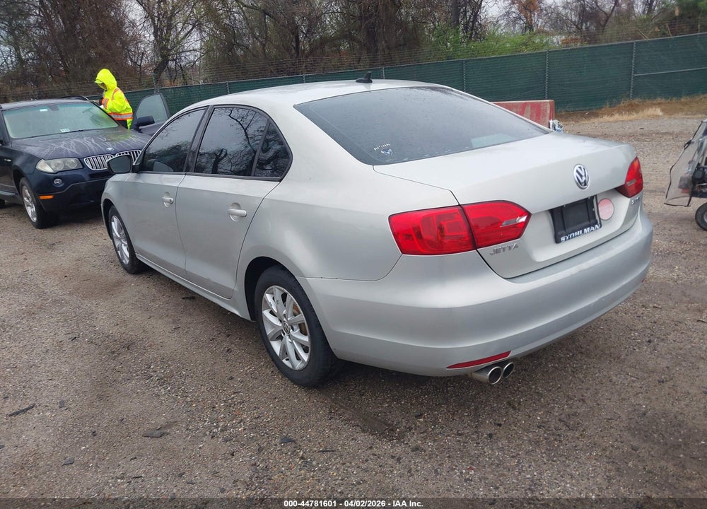2011 VOLKSWAGEN JETTA 2.5L SE VIN: 3VWDZ7AJ6BM319245