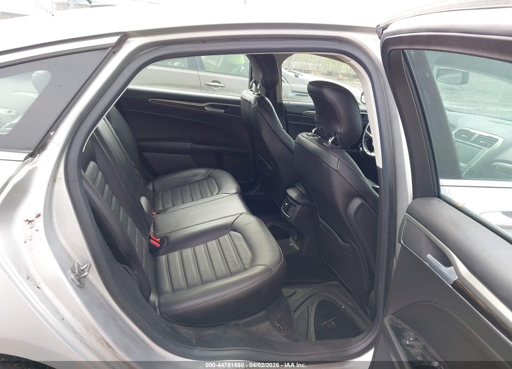 2014 FORD FUSION SE VIN: 3FA6P0HD0ER225531