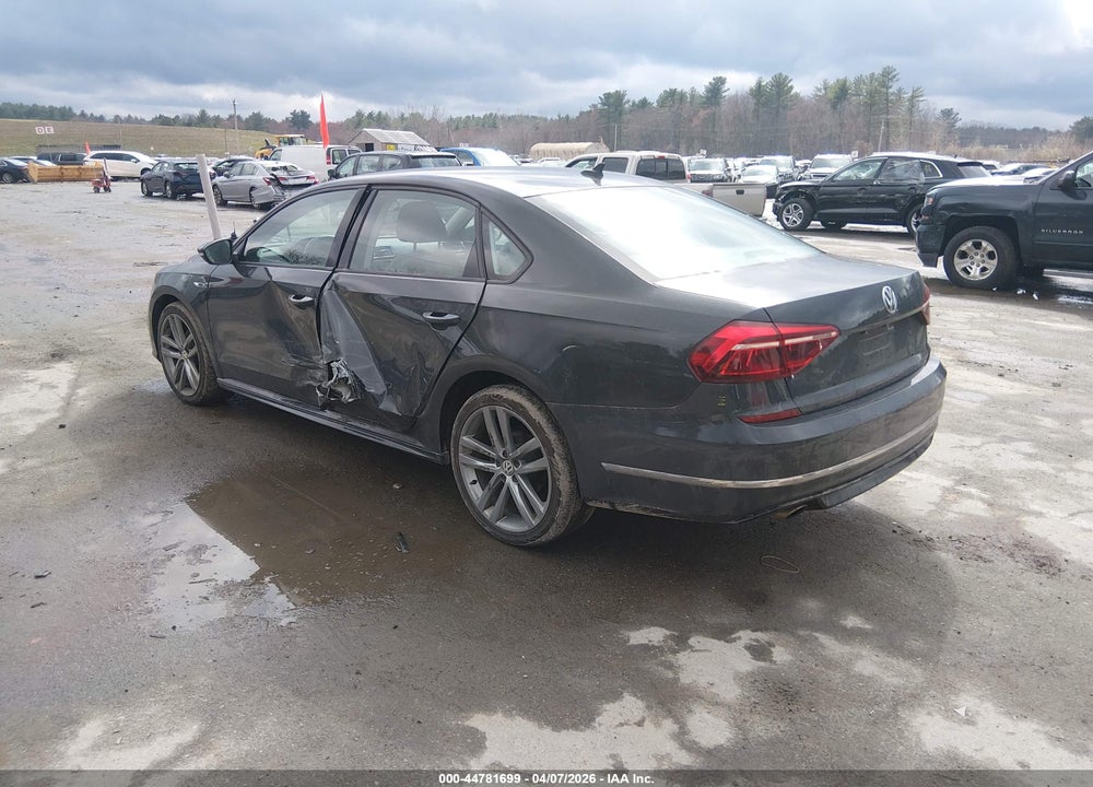 2018 VOLKSWAGEN PASSAT 2.0T R-LINE/2.0T S VIN: 1VWAA7A37JC003316