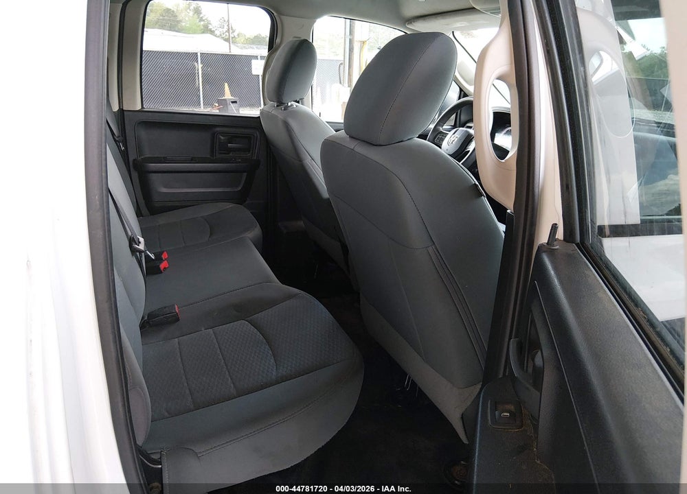 2020 RAM 1500 CLASSIC TRADESMAN  4X2 6'4 BOX VIN: 1C6RR6FG5LS120915