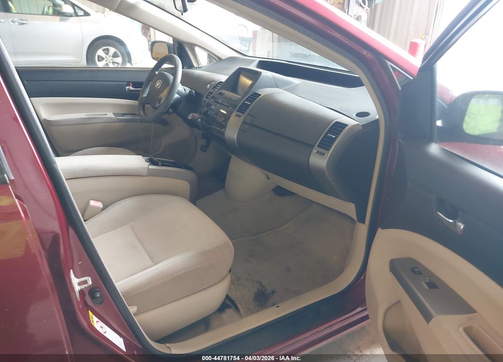 2004 TOYOTA PRIUS VIN: JTDKB20U840019581