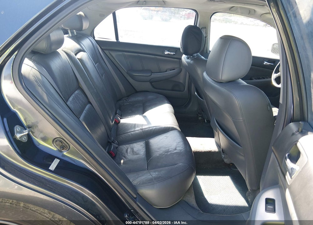 2004 HONDA ACCORD 3.0 EX VIN: 1HGCM66544A070982