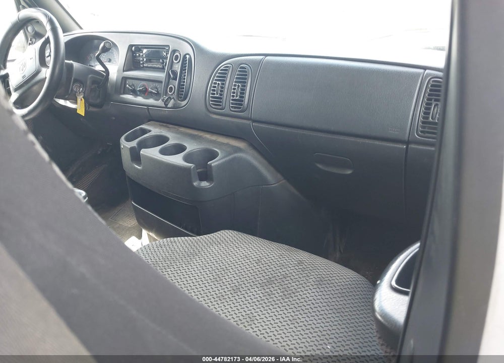 2001 DODGE RAM WAGON 2500 VIN: 2B5WB25ZX1K527687