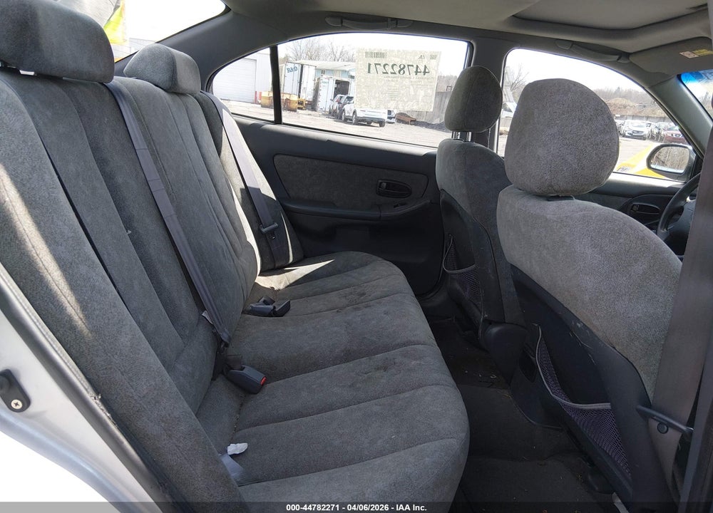 2003 HYUNDAI ELANTRA GLS/GT VIN: KMHDN45D53U564256