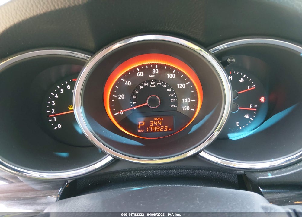 2012 KIA SORENTO SX V6 VIN: 5XYKW4A21CG262994
