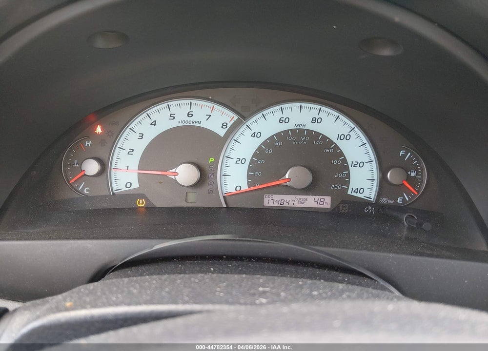 2011 TOYOTA CAMRY SE VIN: 4T1BF3EK3BU210232