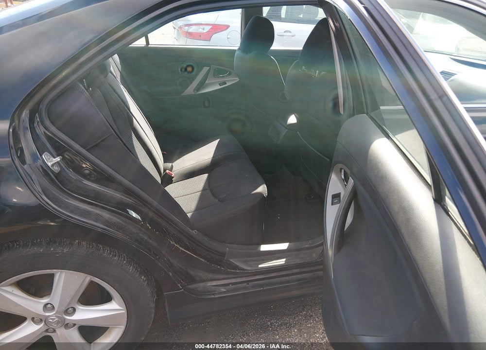 2011 TOYOTA CAMRY SE VIN: 4T1BF3EK3BU210232