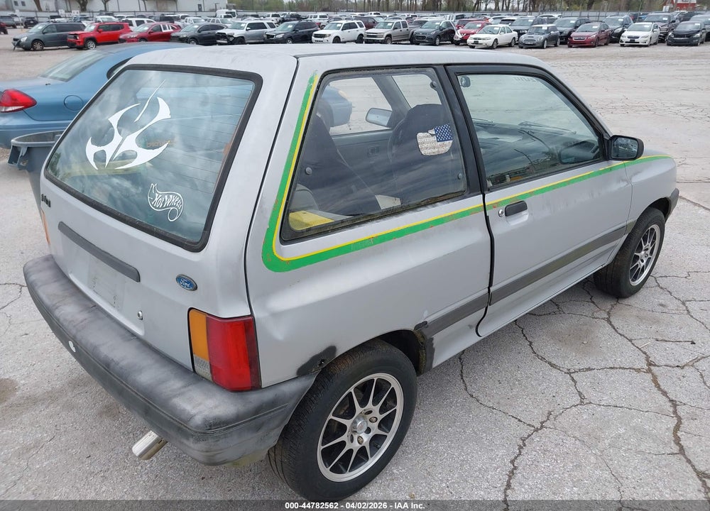 1988 FORD FESTIVA L VIN: KNJBT06K9J6179871