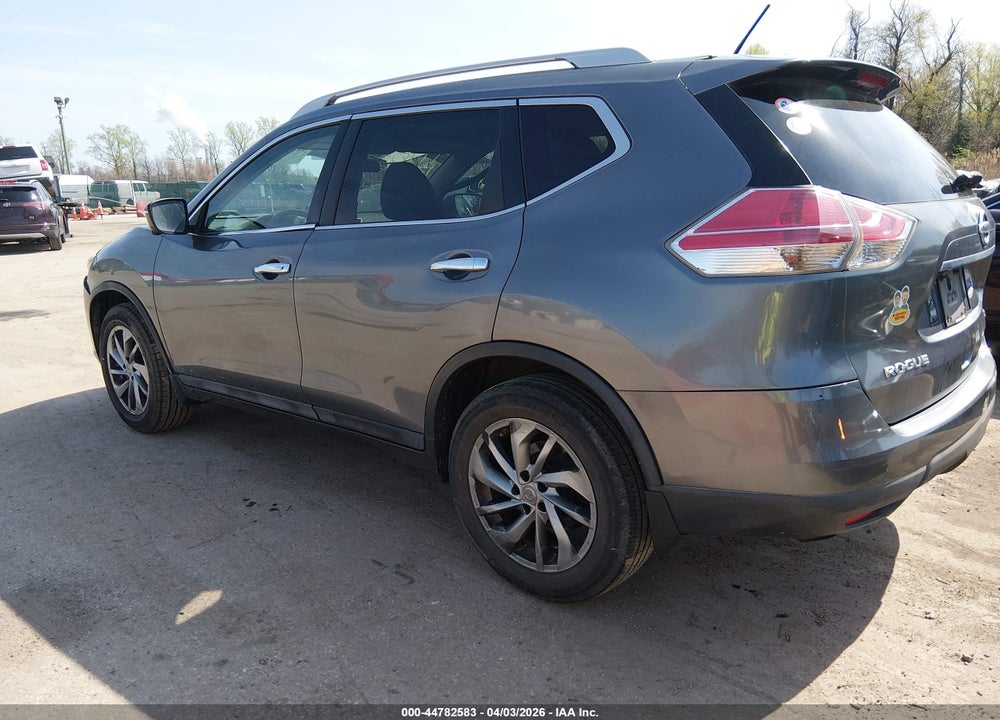 2015 NISSAN ROGUE SL VIN: 5N1AT2MV8FC820729