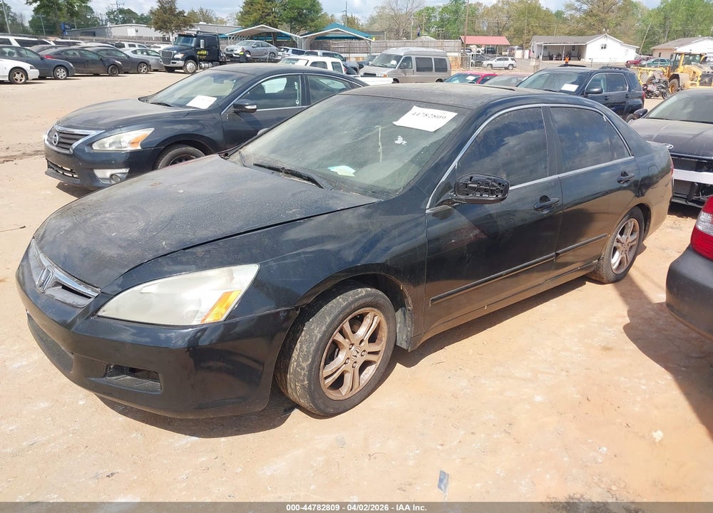 2007 HONDA ACCORD 2.4 EX VIN: JHMCM56837C002179