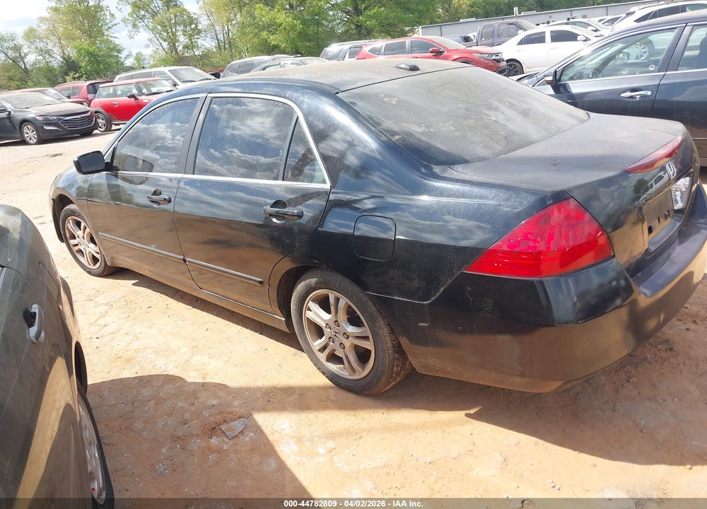 2007 HONDA ACCORD 2.4 EX VIN: JHMCM56837C002179