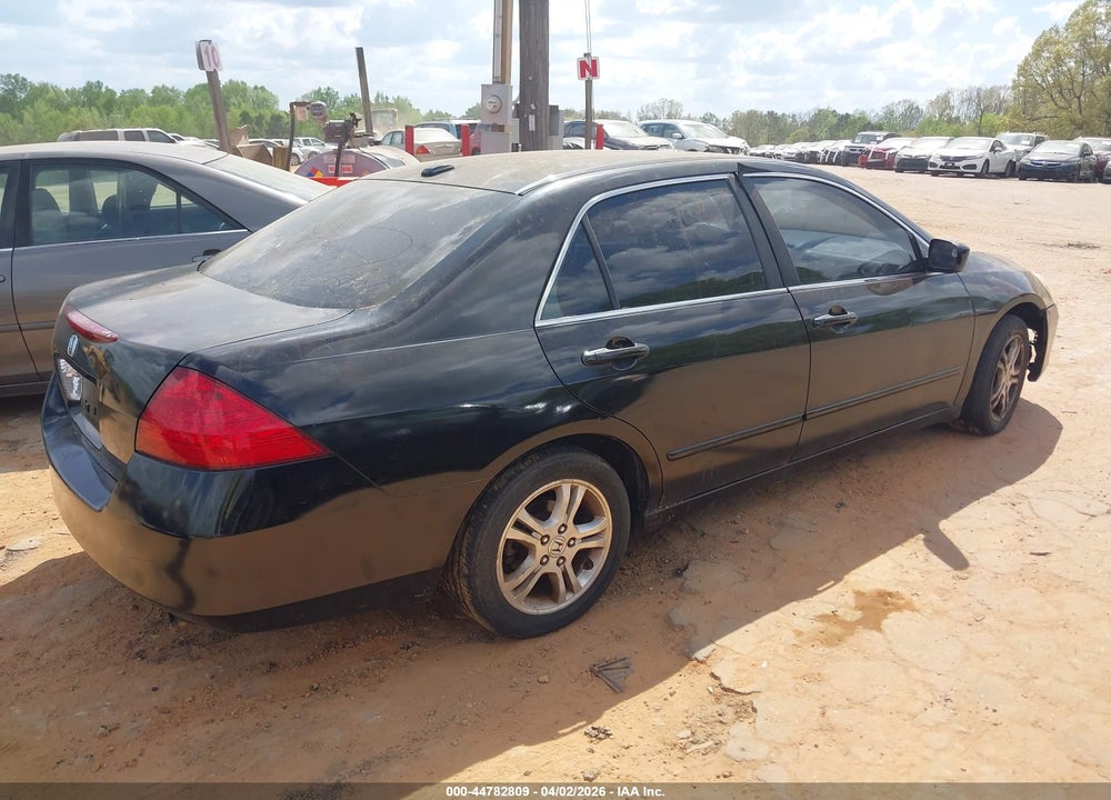 2007 HONDA ACCORD 2.4 EX VIN: JHMCM56837C002179