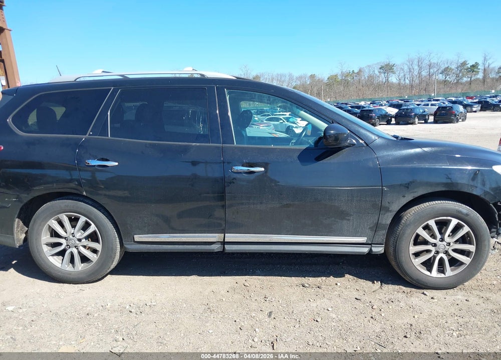 2013 NISSAN PATHFINDER SL VIN: 5N1AR2MM4DC608803