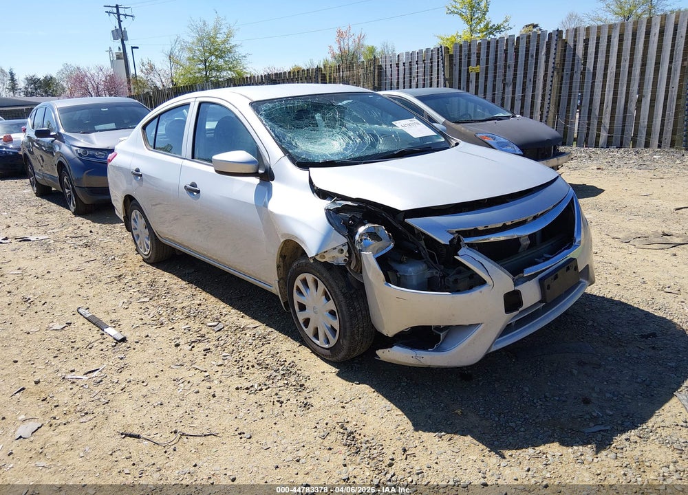 2016 NISSAN VERSA 1.6 S+ VIN: 3N1CN7AP2GL904547