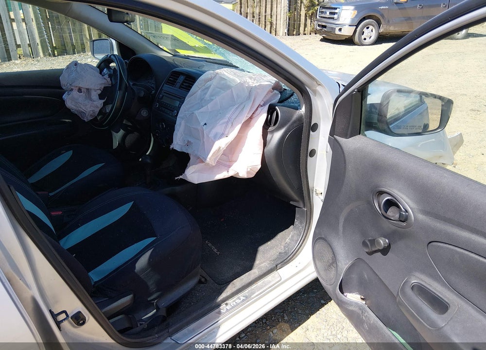 2016 NISSAN VERSA 1.6 S+ VIN: 3N1CN7AP2GL904547