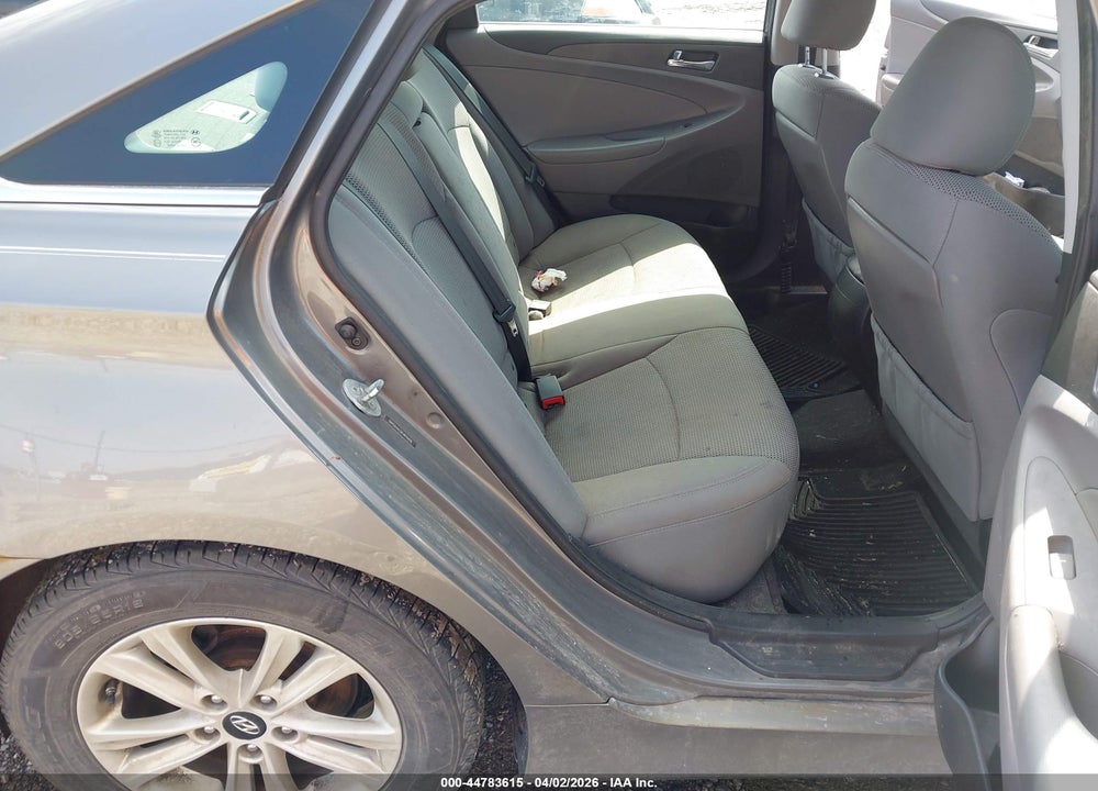 2014 HYUNDAI SONATA GLS VIN: 5NPEB4AC5EH816826