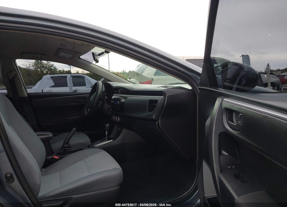 2015 TOYOTA COROLLA L VIN: 2T1BURHE3FC400988