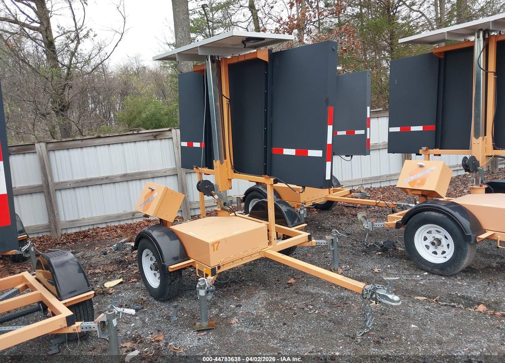 2019 SMC4000-17 M428 VIN: 7L31H8218KG001183