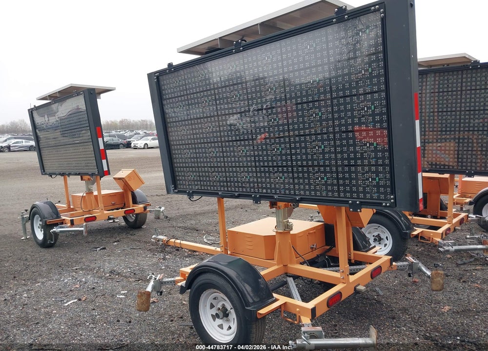2019 SMC4000-17 M576 VIN: 7L31H8215KG001223