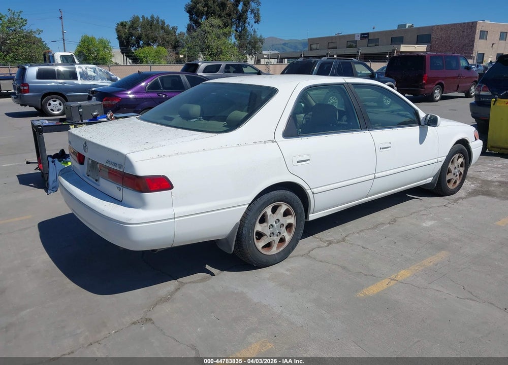 1999 TOYOTA CAMRY XLE V6 VIN: JT2BF28KXX0177182