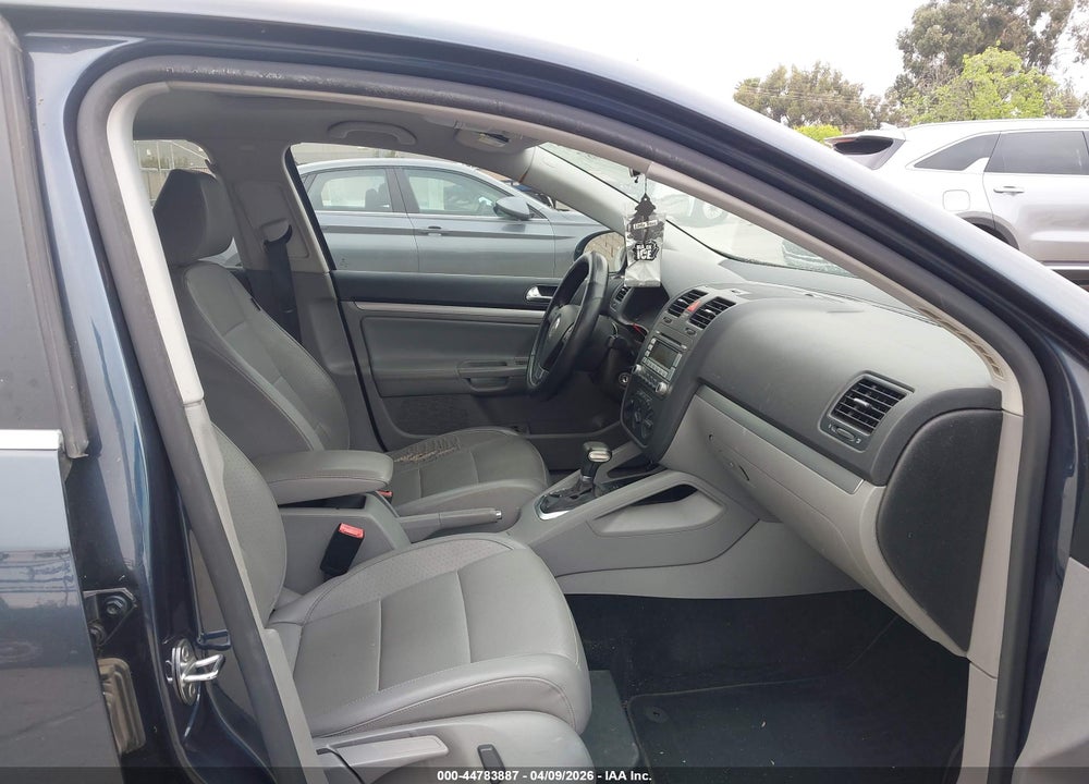 2009 VOLKSWAGEN JETTA TDI VIN: 3VWRL71K39M177589