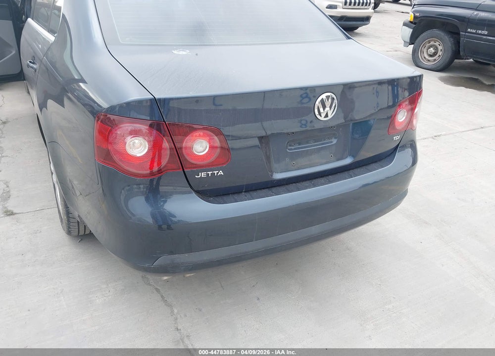 2009 VOLKSWAGEN JETTA TDI VIN: 3VWRL71K39M177589