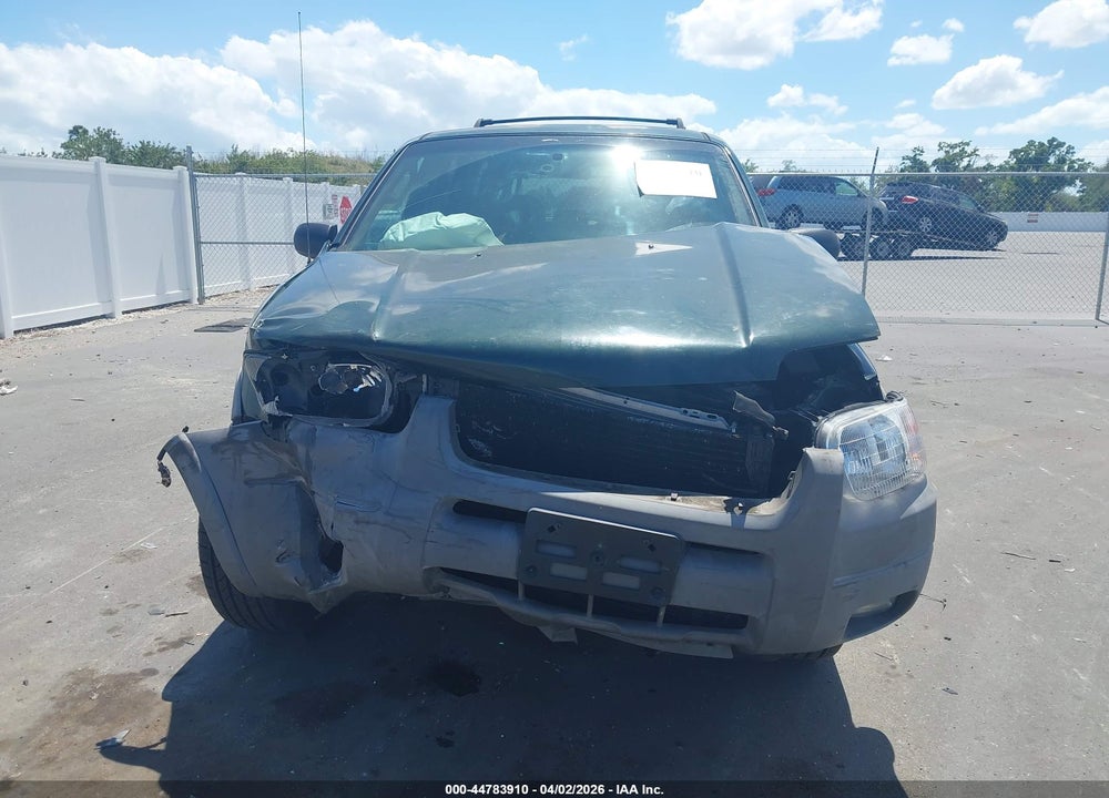 2002 FORD ESCAPE XLT VIN: 1FMYU03142KC85820
