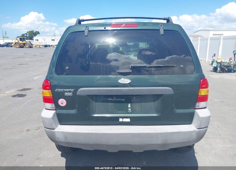 2002 FORD ESCAPE XLT VIN: 1FMYU03142KC85820