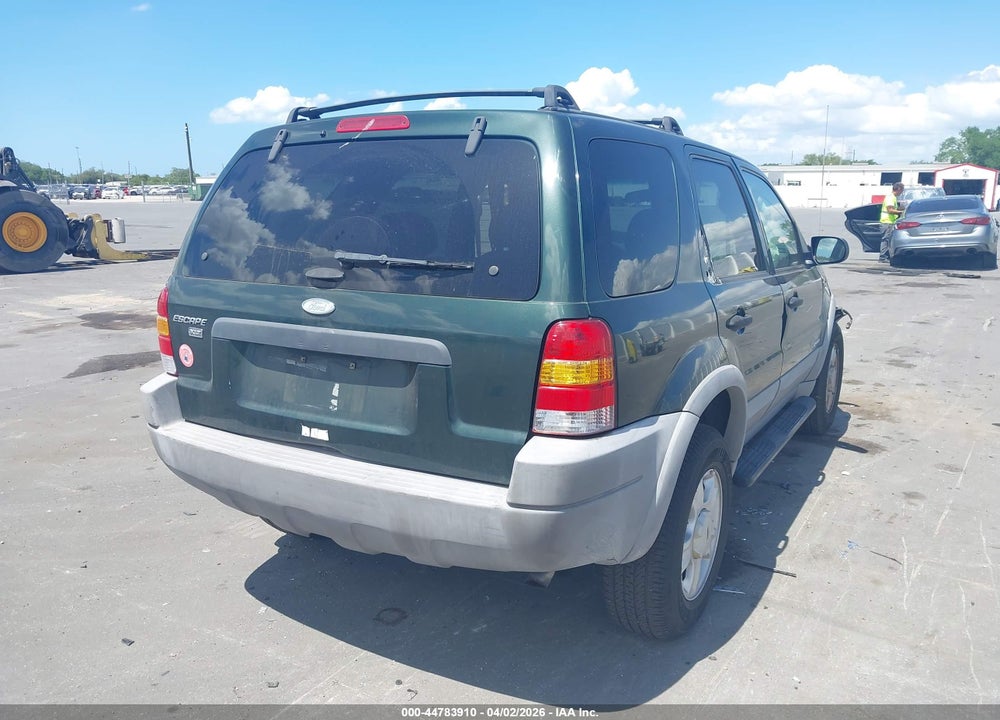 2002 FORD ESCAPE XLT VIN: 1FMYU03142KC85820