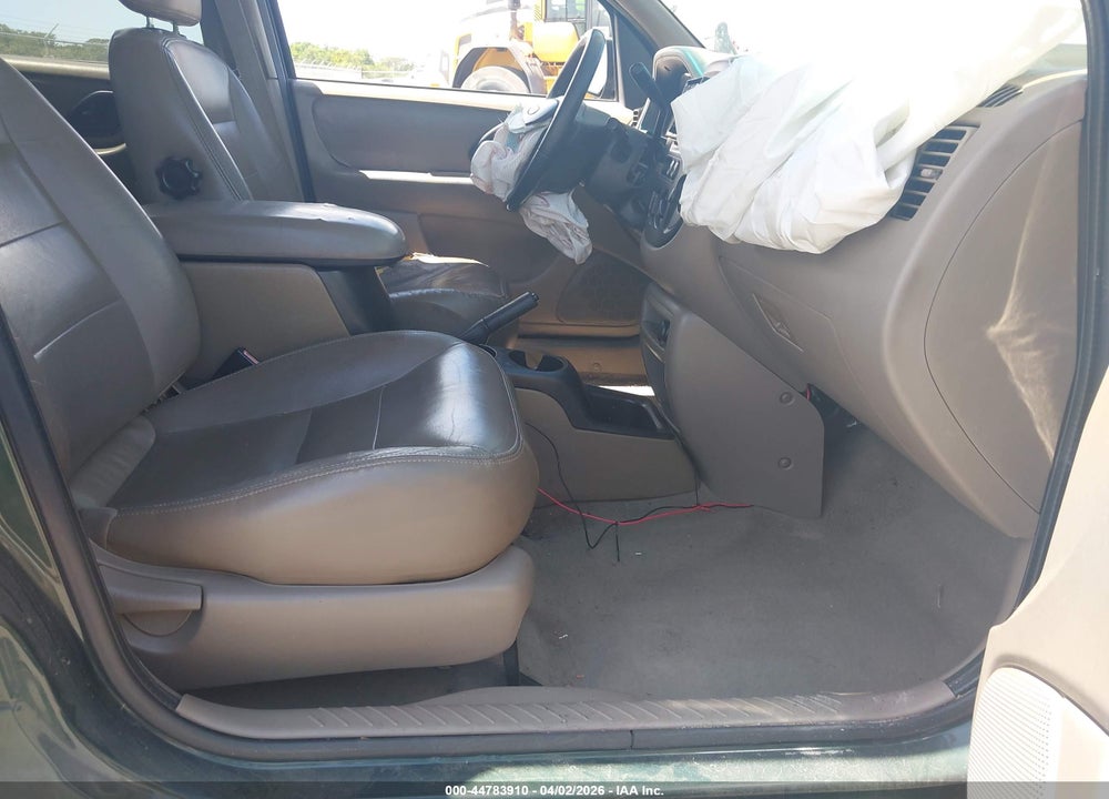 2002 FORD ESCAPE XLT VIN: 1FMYU03142KC85820