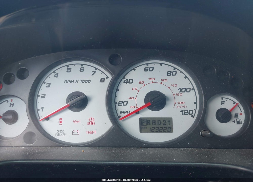 2002 FORD ESCAPE XLT VIN: 1FMYU03142KC85820