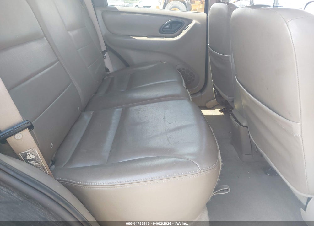 2002 FORD ESCAPE XLT VIN: 1FMYU03142KC85820