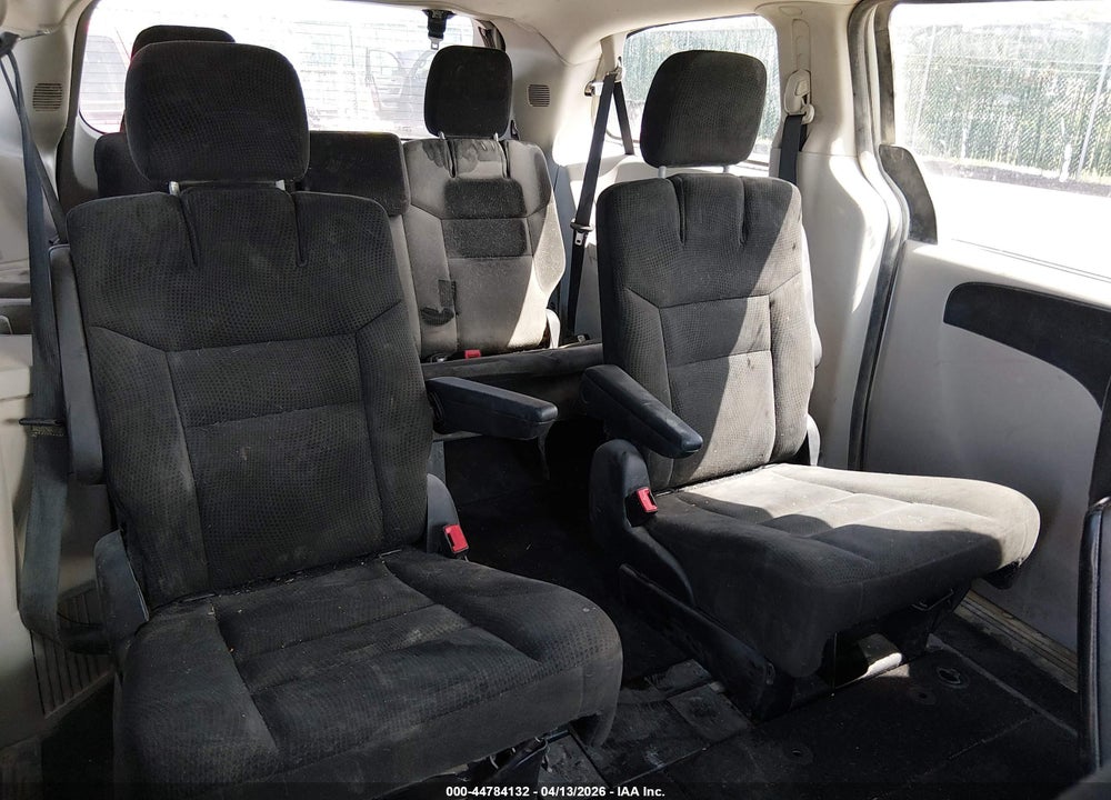 2016 DODGE GRAND CARAVAN SXT VIN: 2C4RDGCG3GR265413