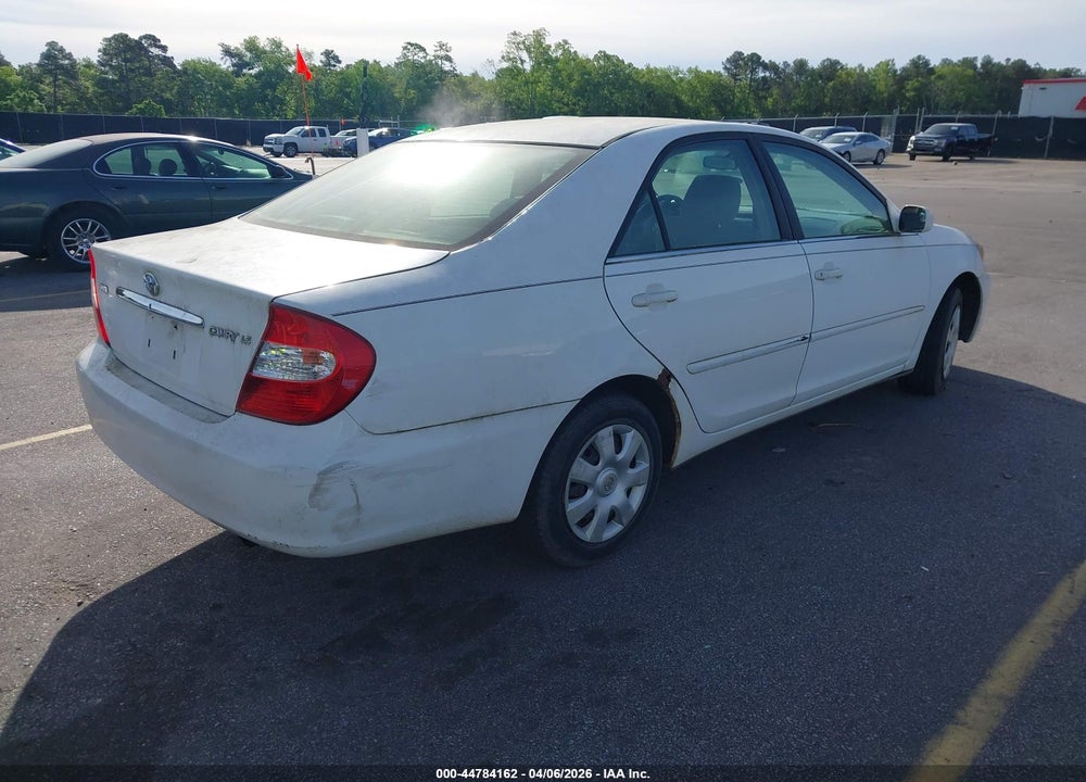 2004 TOYOTA CAMRY LE VIN: 4T1BE32K24U279553