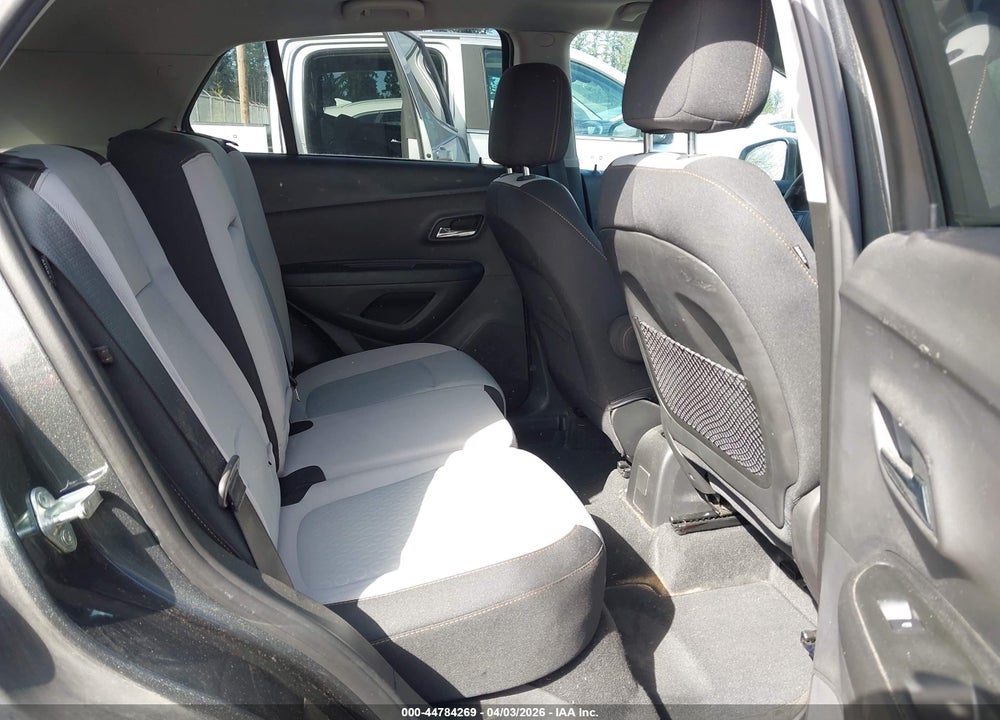 2020 CHEVROLET TRAX AWD LS VIN: 3GNCJNSB9LL202159