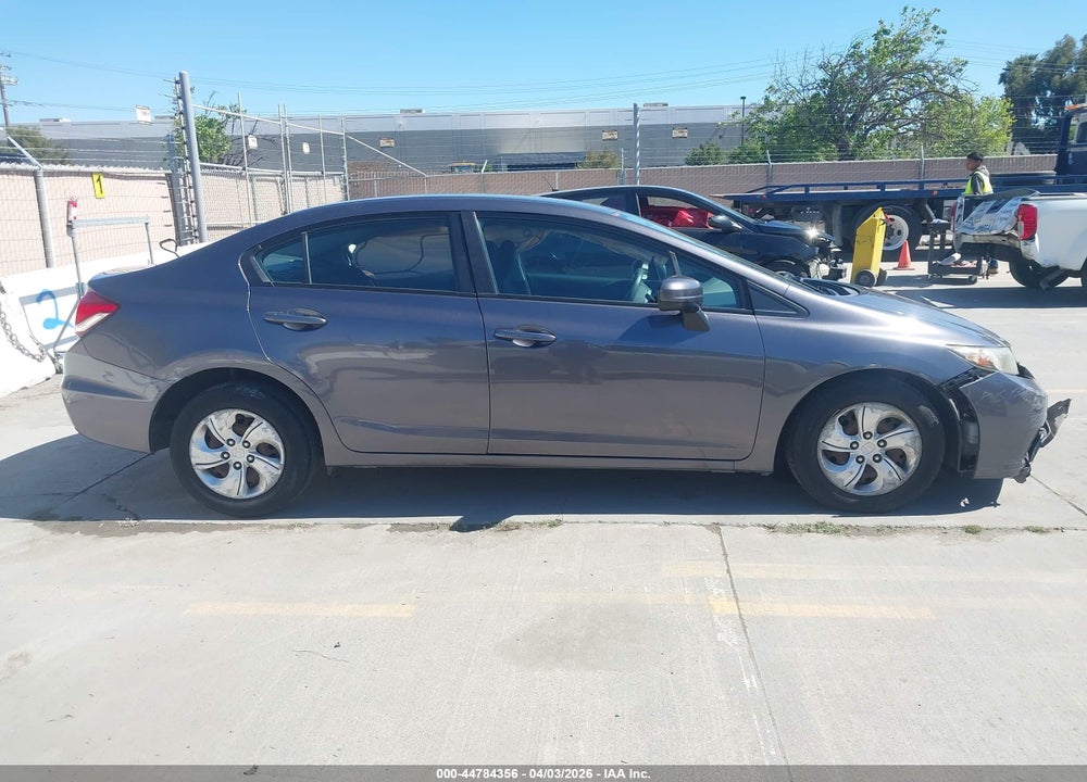 2015 HONDA CIVIC LX VIN: 19XFB2F56FE200920