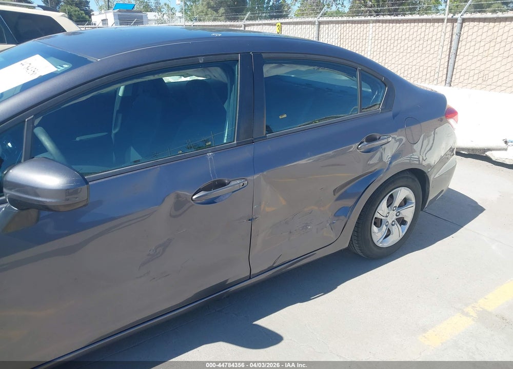 2015 HONDA CIVIC LX VIN: 19XFB2F56FE200920