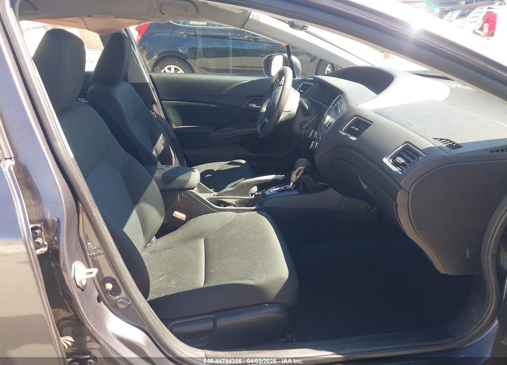 2015 HONDA CIVIC LX VIN: 19XFB2F56FE200920