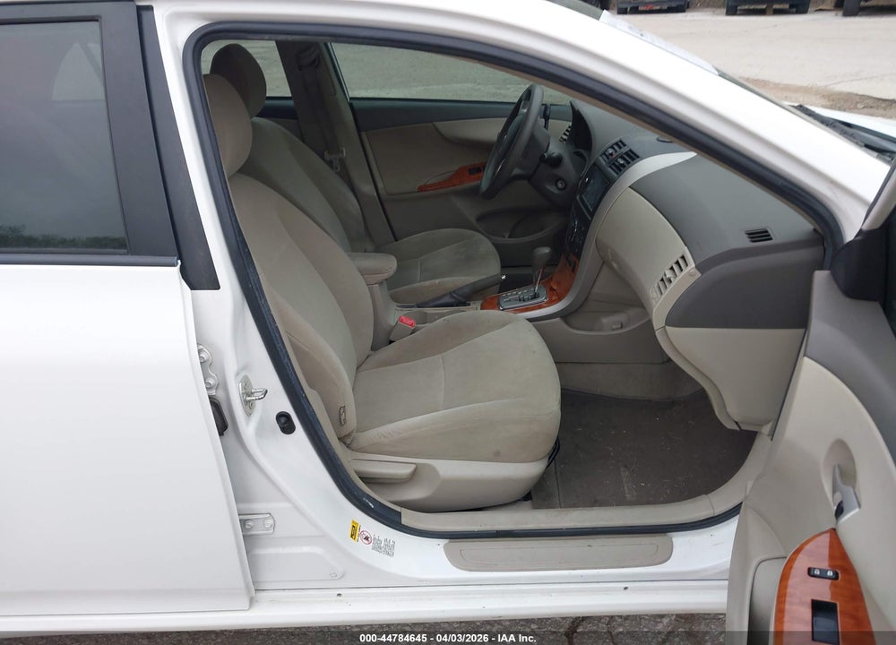 2010 TOYOTA COROLLA XLE VIN: 1NXBU4EEXAZ270674