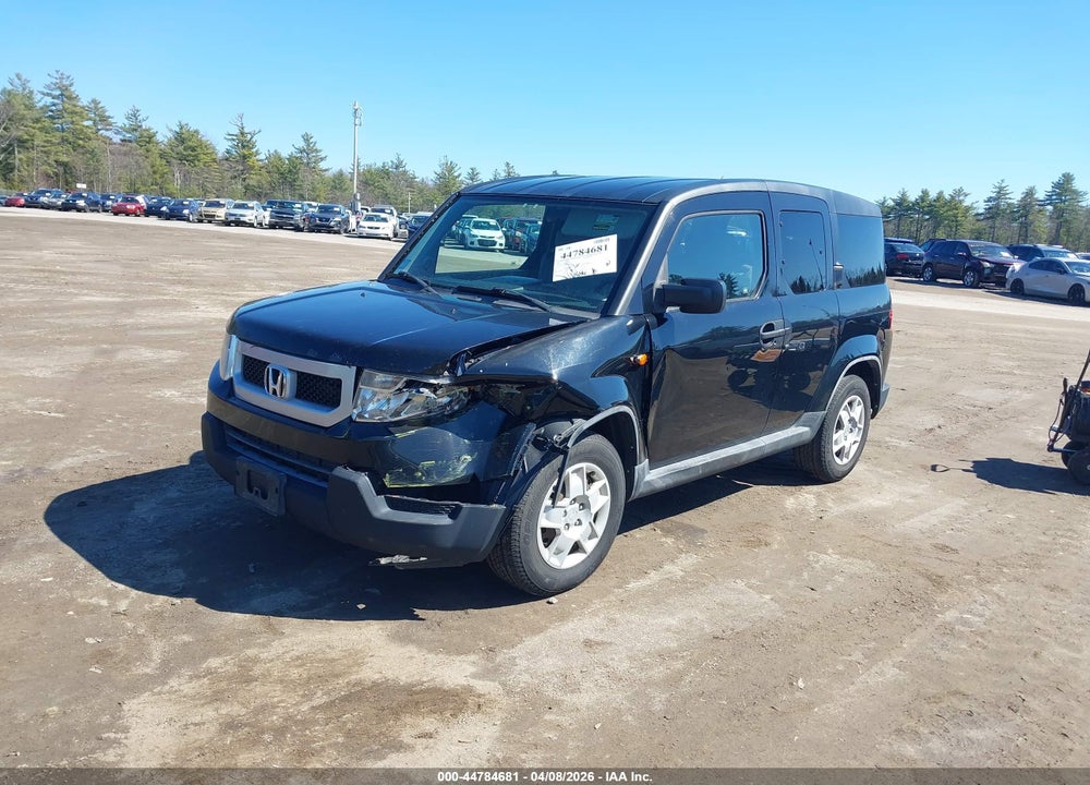 2011 HONDA ELEMENT LX VIN: 5J6YH2H36BL007178