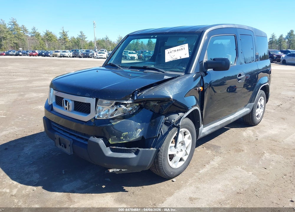 2011 HONDA ELEMENT LX VIN: 5J6YH2H36BL007178