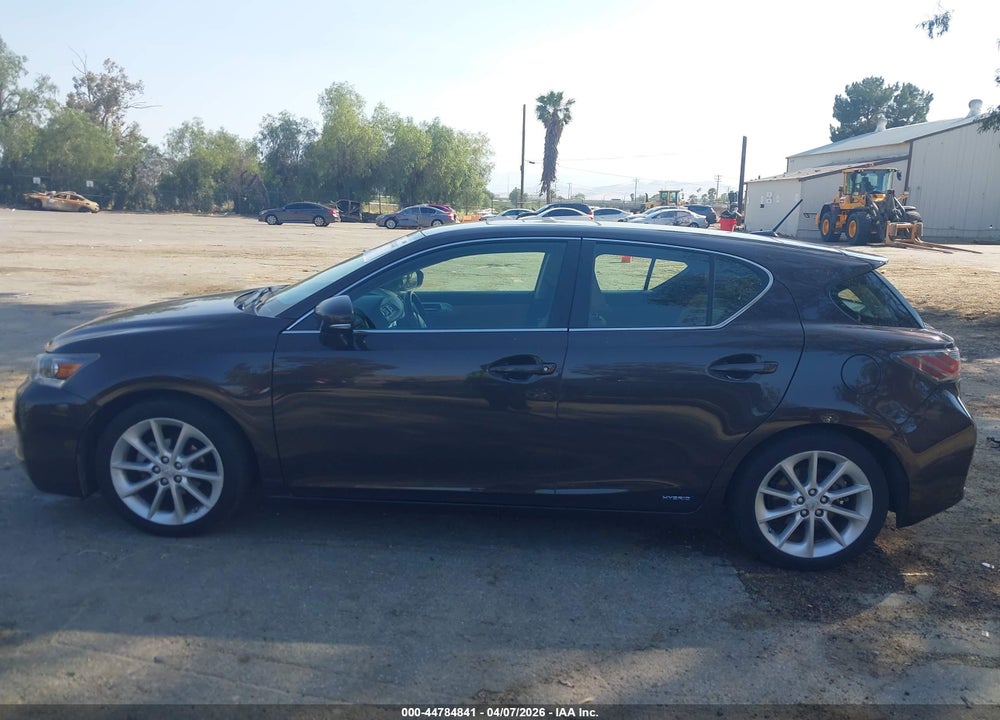 2013 LEXUS CT 200H VIN: JTHKD5BH0D2155945